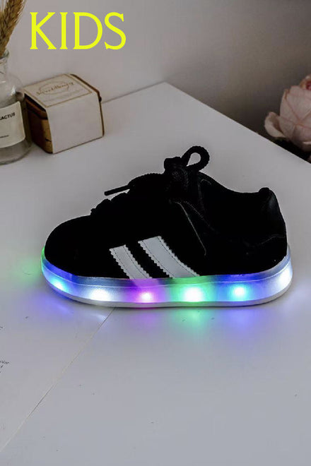 KIDS INFANTS BLACK LIGHT UP VELCRO STRAP SNEAKERS TRAINERS SHOES 25/30 SIZES