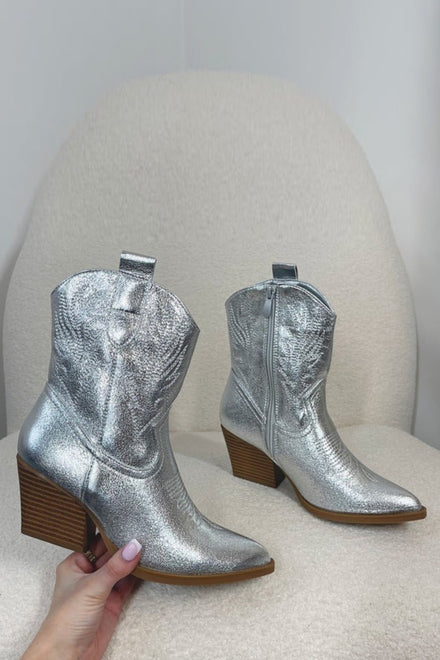 SILVER METALLIC EMBROIDED WESTERN COWBOY ANKLE BOOTS