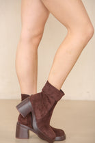 PREMIUM SUEDE ANKLE BOOTS IN BROWN
