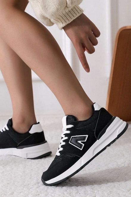BLACK LACE UP CHUNKY SIDE DETAIL DESIGNER FASHION RUNNING SHOES TRAINERS