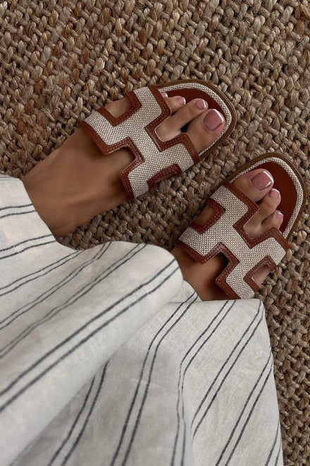 TAN FAUX LEATHER DESIGNER STRAP SANDALS (PACK A)