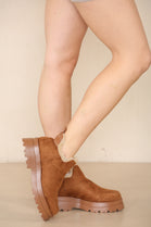CHUNKY CAMEL FUR LINED ANKLE BOOTS