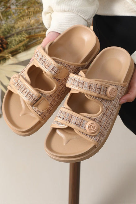 CLASSIC TWEED DOUBLE STRAP CHUNKY SLIDER SANDALS IN CAMEL