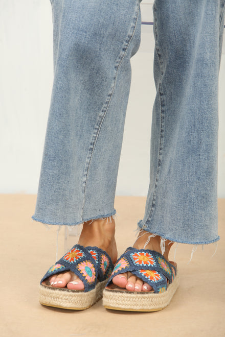 NAVY CROCHET DETAIL CROSS STRAP PRINTED SANDALS