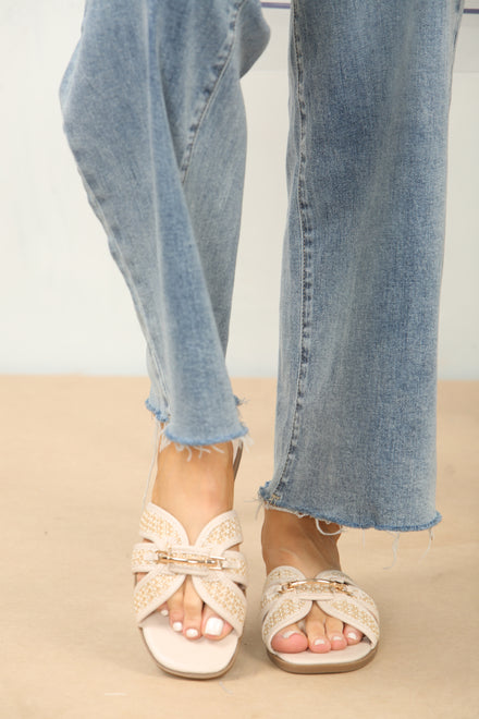 CREAM DESIGNER TRIM DETAIL RAFFIA STRAP SANDALS (PACK B)