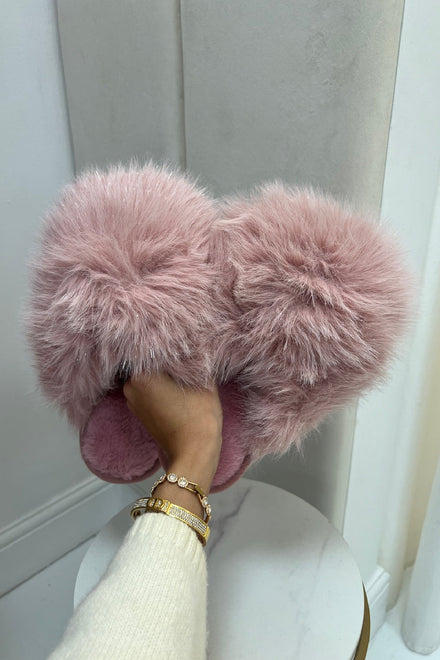 PINK EXTREME OVERSIZED FAUX FUR FLUFFY SLIPPERS