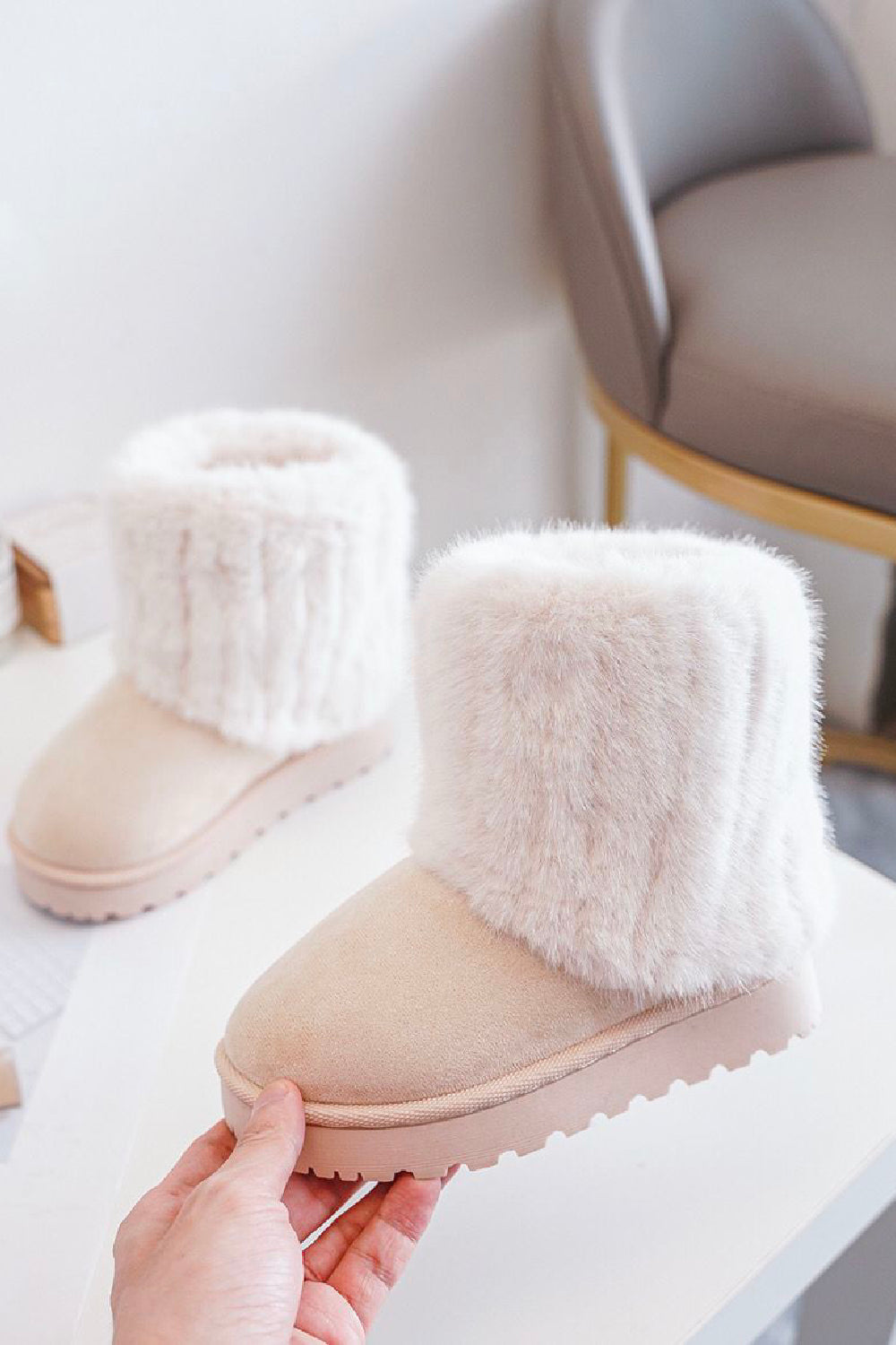 KIDS FOLDED OVER FLUFFY FAUX FUR LINING ANKLE BOOTS IN BEIGE 25-30 SIZES