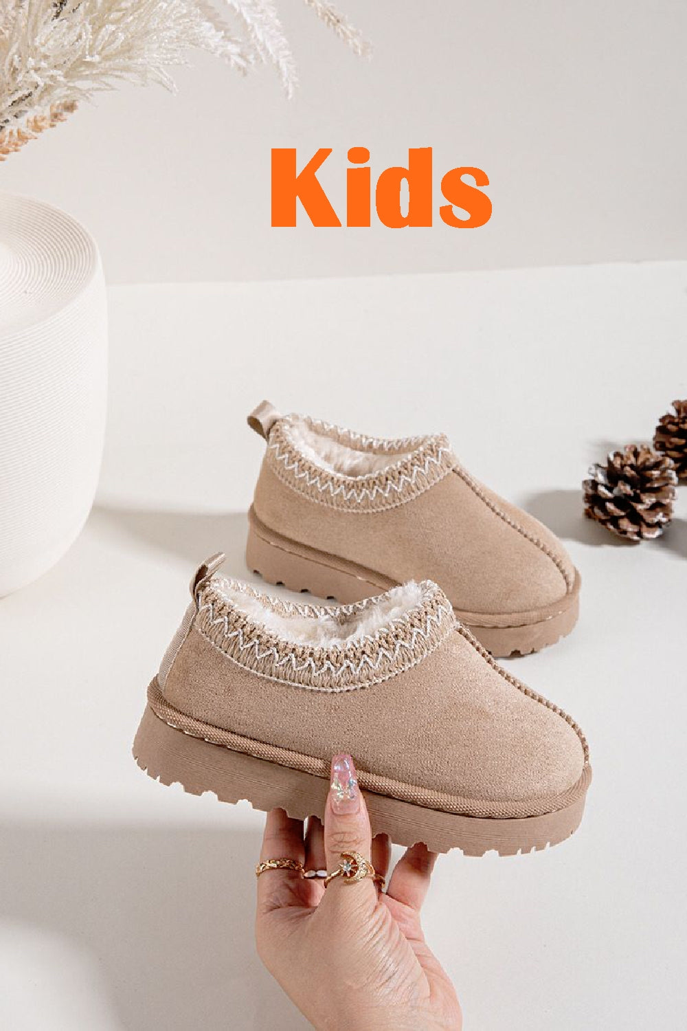 KIDS EMBROIDERY DETAIL FAUX FUR LINING LOW PLATFORM SLIPPERS IN BEIGE 25-30 SIZES