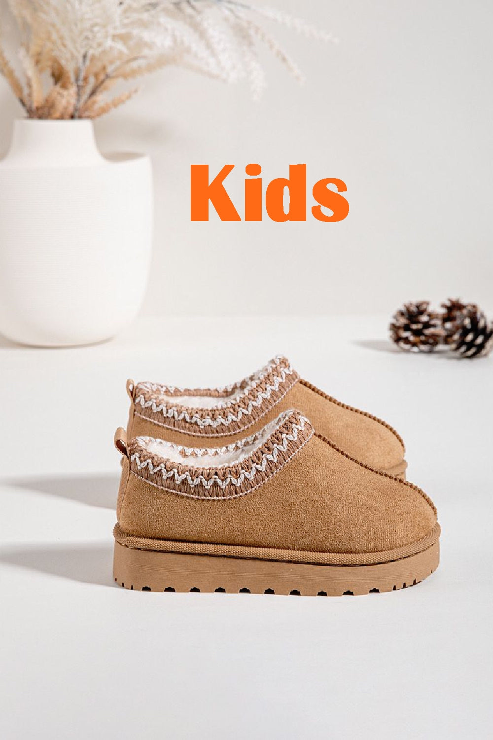 KIDS EMBROIDERY DETAIL FAUX FUR LINING LOW PLATFORM SLIPPERS IN CAMEL 25-30 SIZES