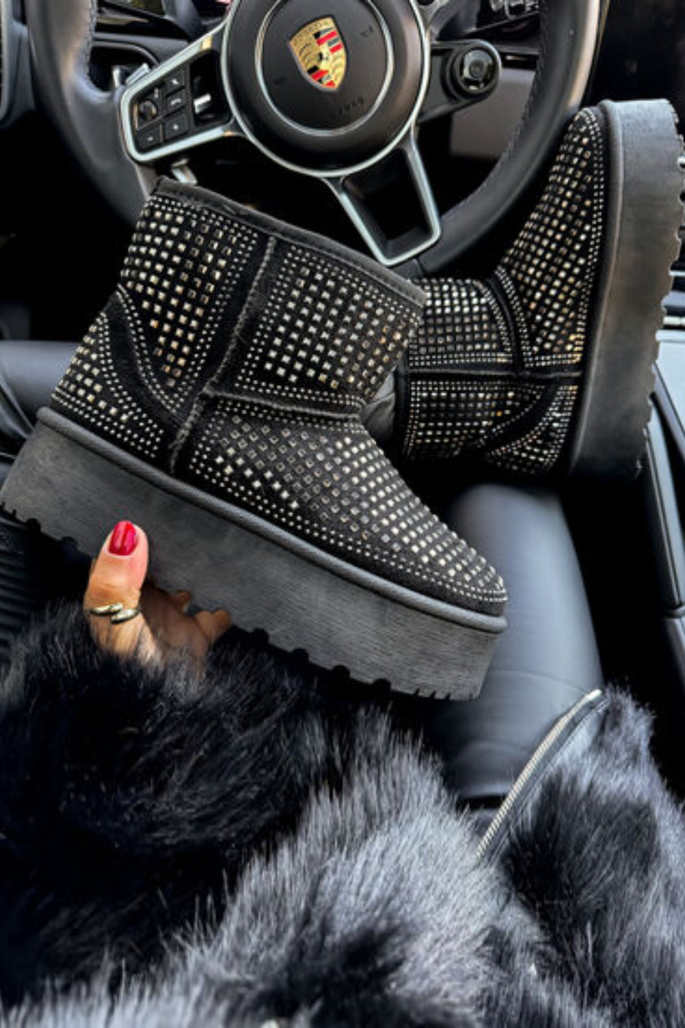 BLACK ULTRA MINI SPARKLY FUR LINED CHUNKY PLATFORM SNOW BOOTS