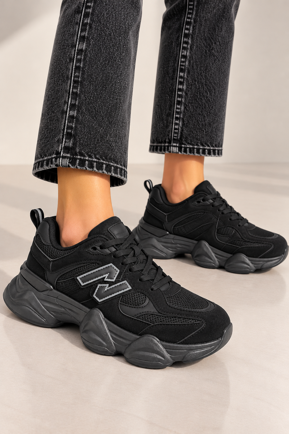 Women's Contrast Mesh Black Chunky Trainers | Wholesale