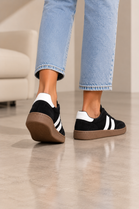 Gum Sole Contrast Stripe Sneakers In Black | Wholesale