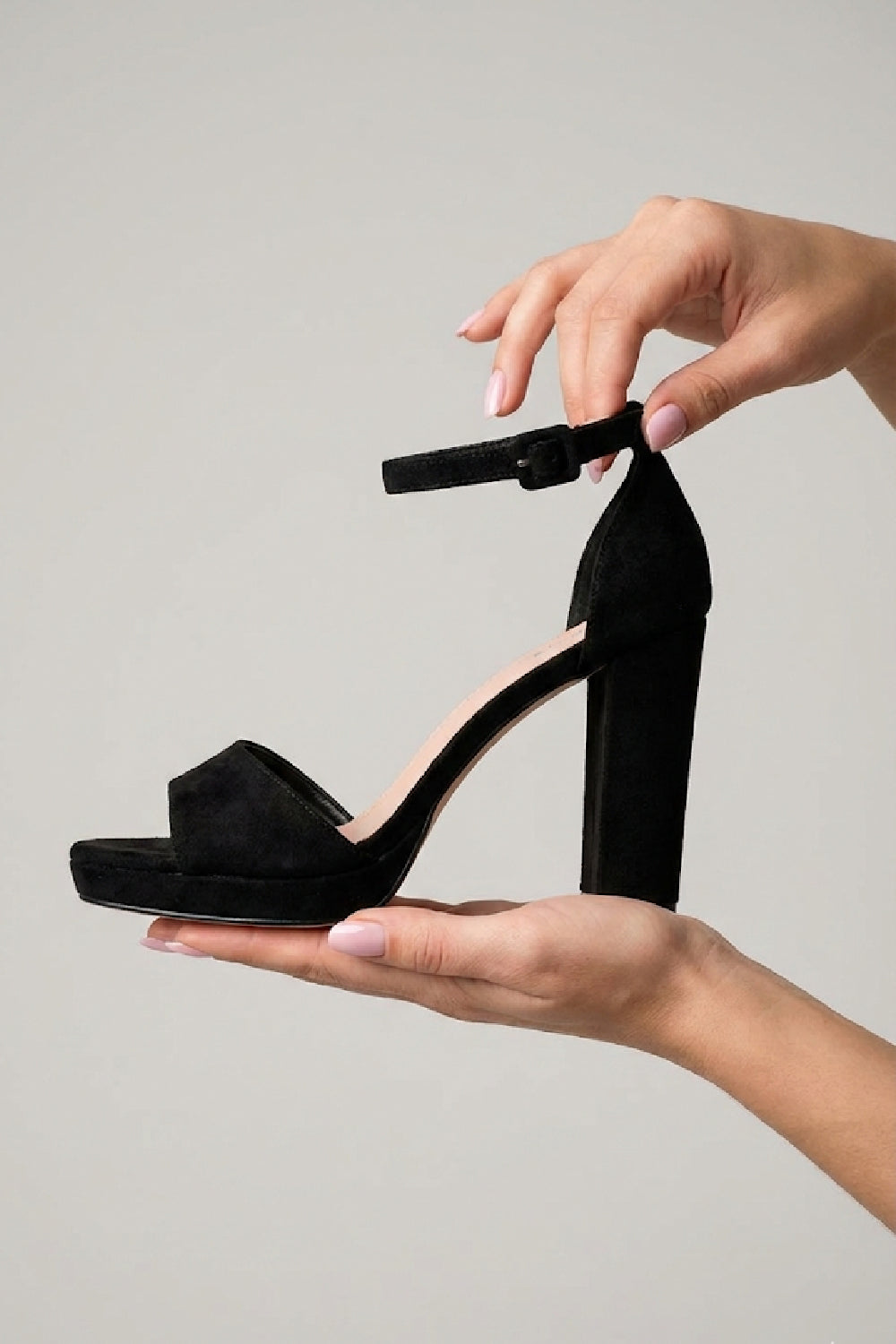 Women's Ankle Strap Block Heel Platform Sandals in Black Suede