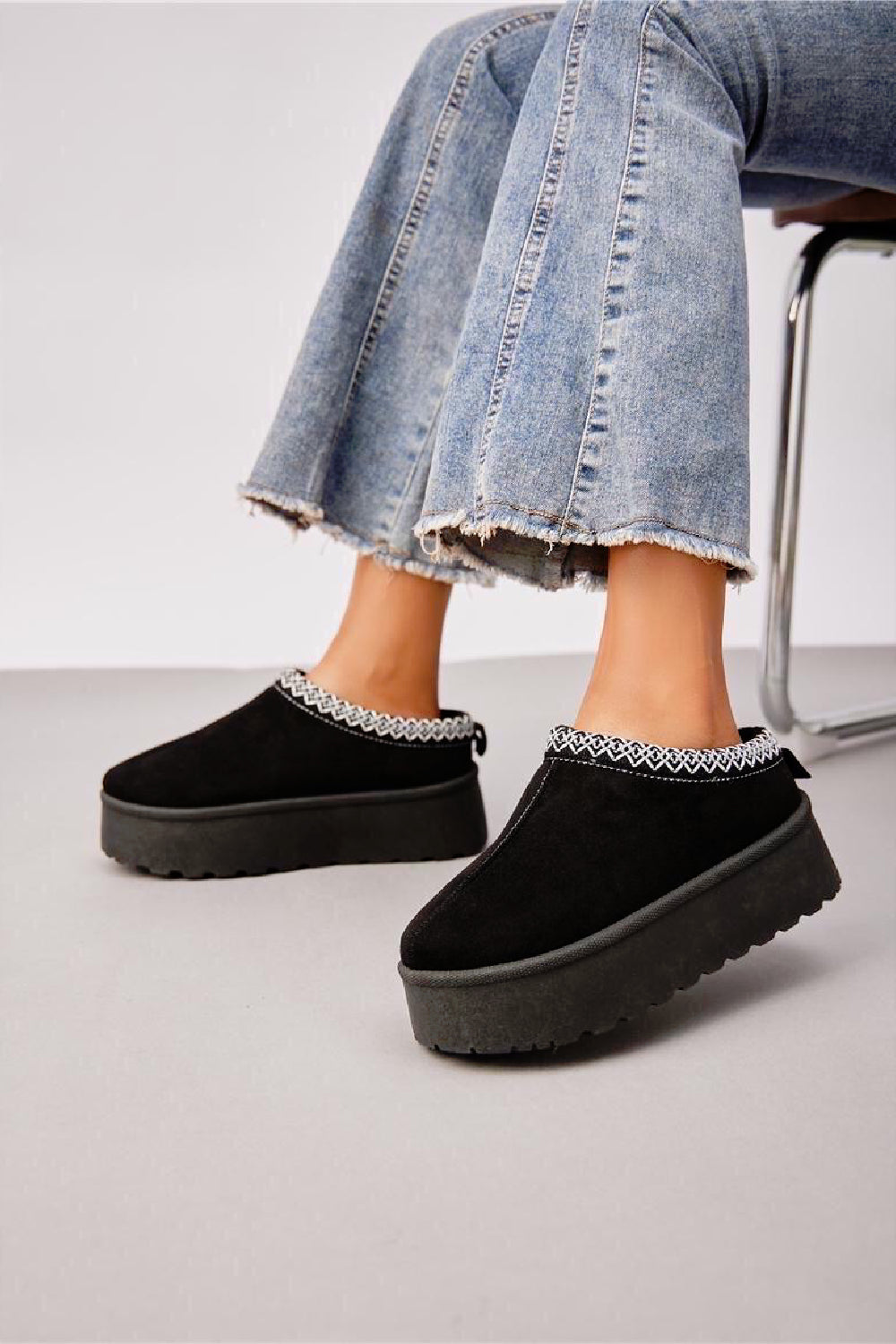 BLACK FAUX FUR LINED PLATFORM SLIPPERS COSY ANKLE BOOTS
