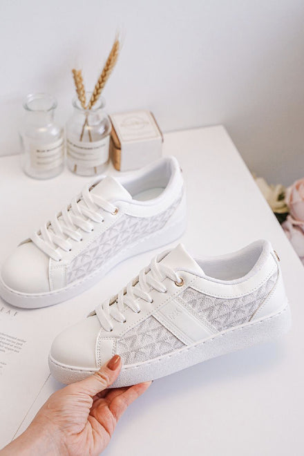 WHITE LACE UP FLAT DESIGNER CASUAL SNEAKERS TRAINERS