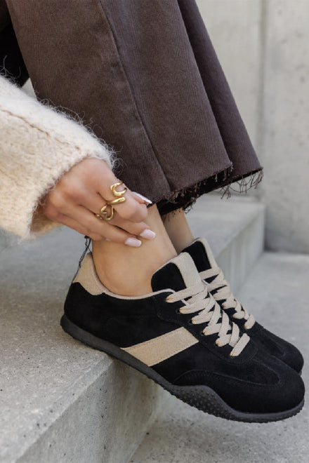 BLACK LACE UP CASUAL TRAINERS