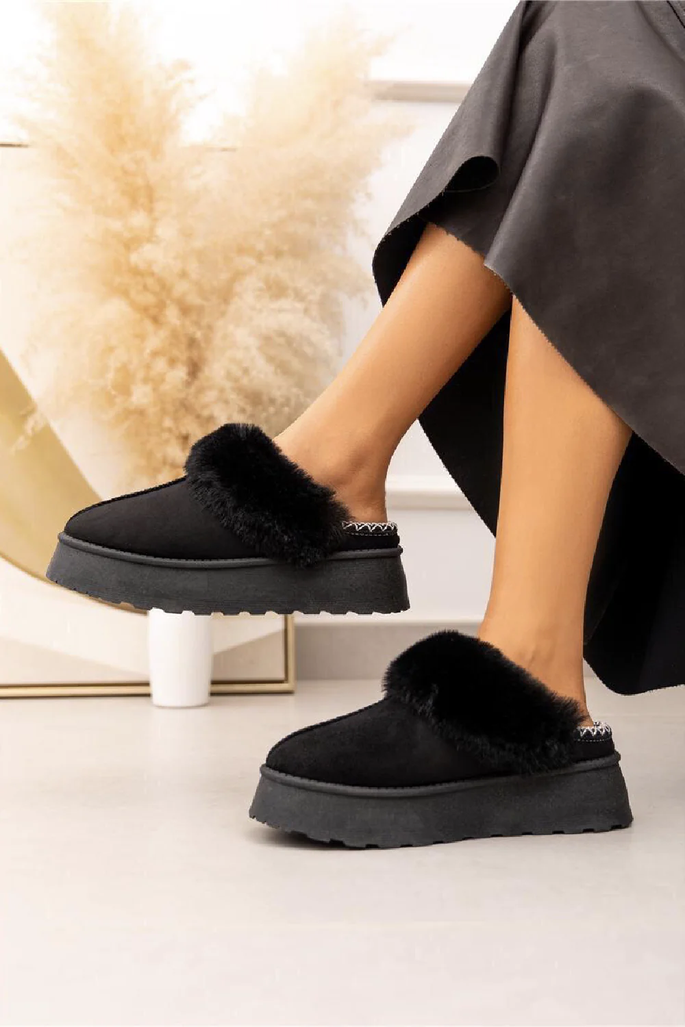 BLACK FAUX FUR LINED PLATFORM ANKLE SLIPPERS FLUFFY SLIDE MULES