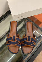 CROSS OVER STRAP FLAT SANDALS IN BLUE