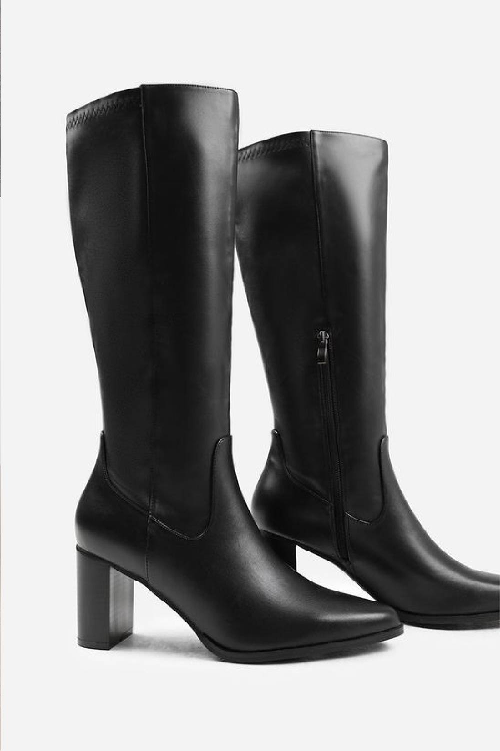BLACK KNEE HIGH HEELED BOOT