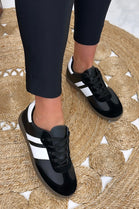 BLACK WHITE FLAT LACE UP SNEAKERS TRAINERS