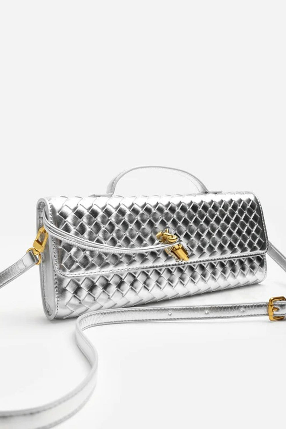 Metallic Silver Woven Clutch – Wholesale Top-Handle Handbag