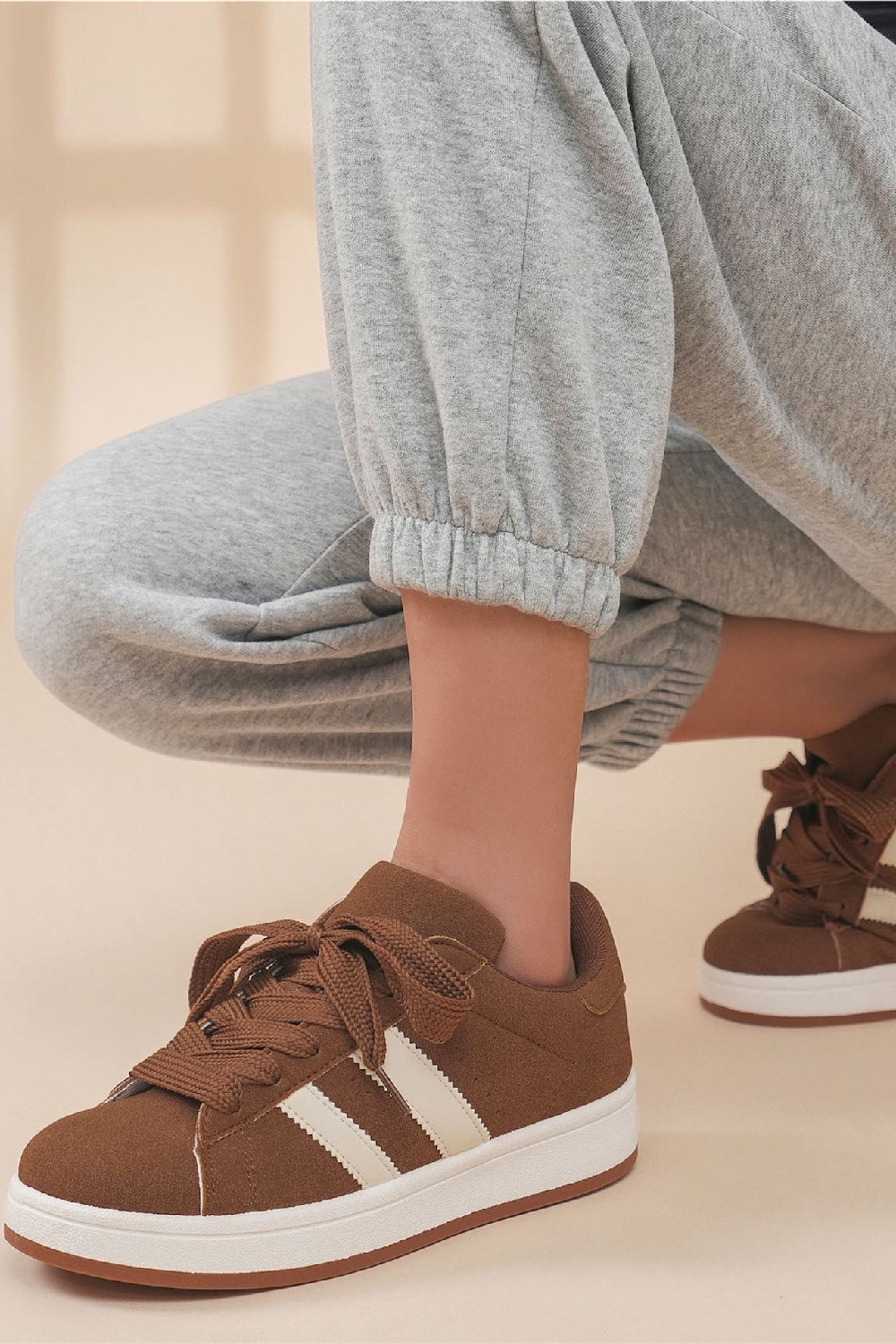 BROWN CORE CAMPUS DOUBLE STRIPES PLATFORM LACE UP SNEAKERS