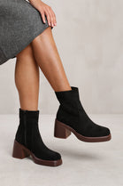 PREMIUM SUEDE ANKLE BOOTS IN BLACK