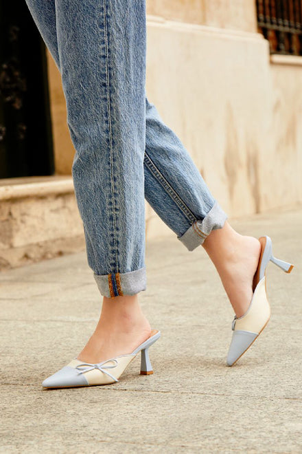 Women’s Blue Bow Detail Pointed Toe Mule Heels