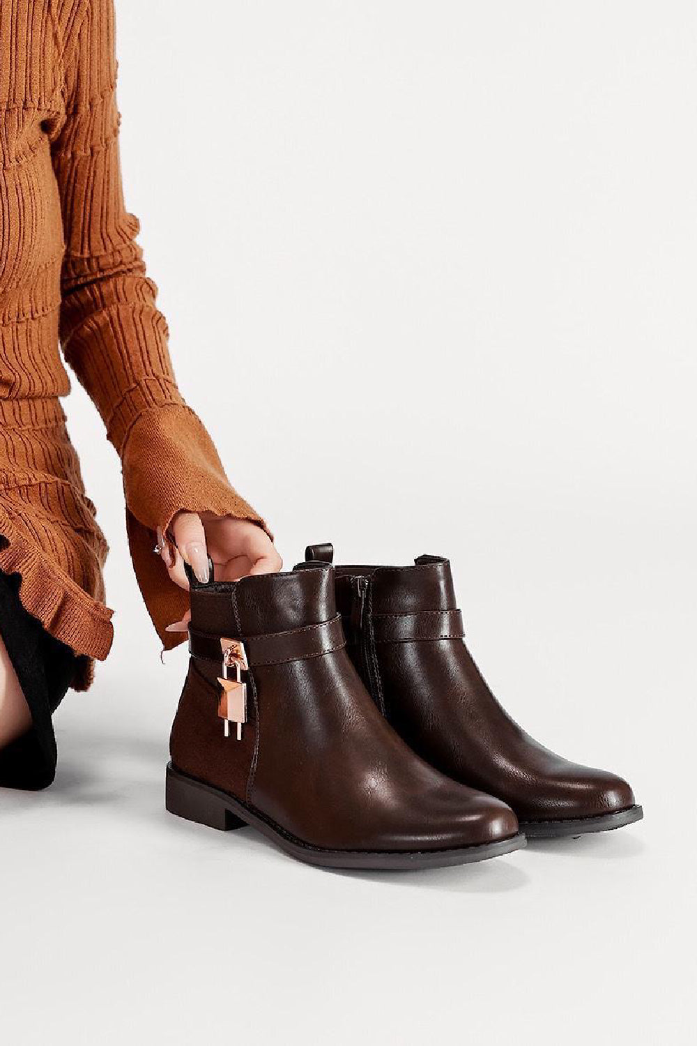 Women's Flat Lock Detail Chelsea Designer Ankle Boot in Brown