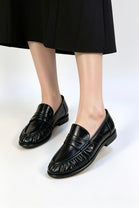 Women's Black Textured Shiny Pleated Slip On Loafers