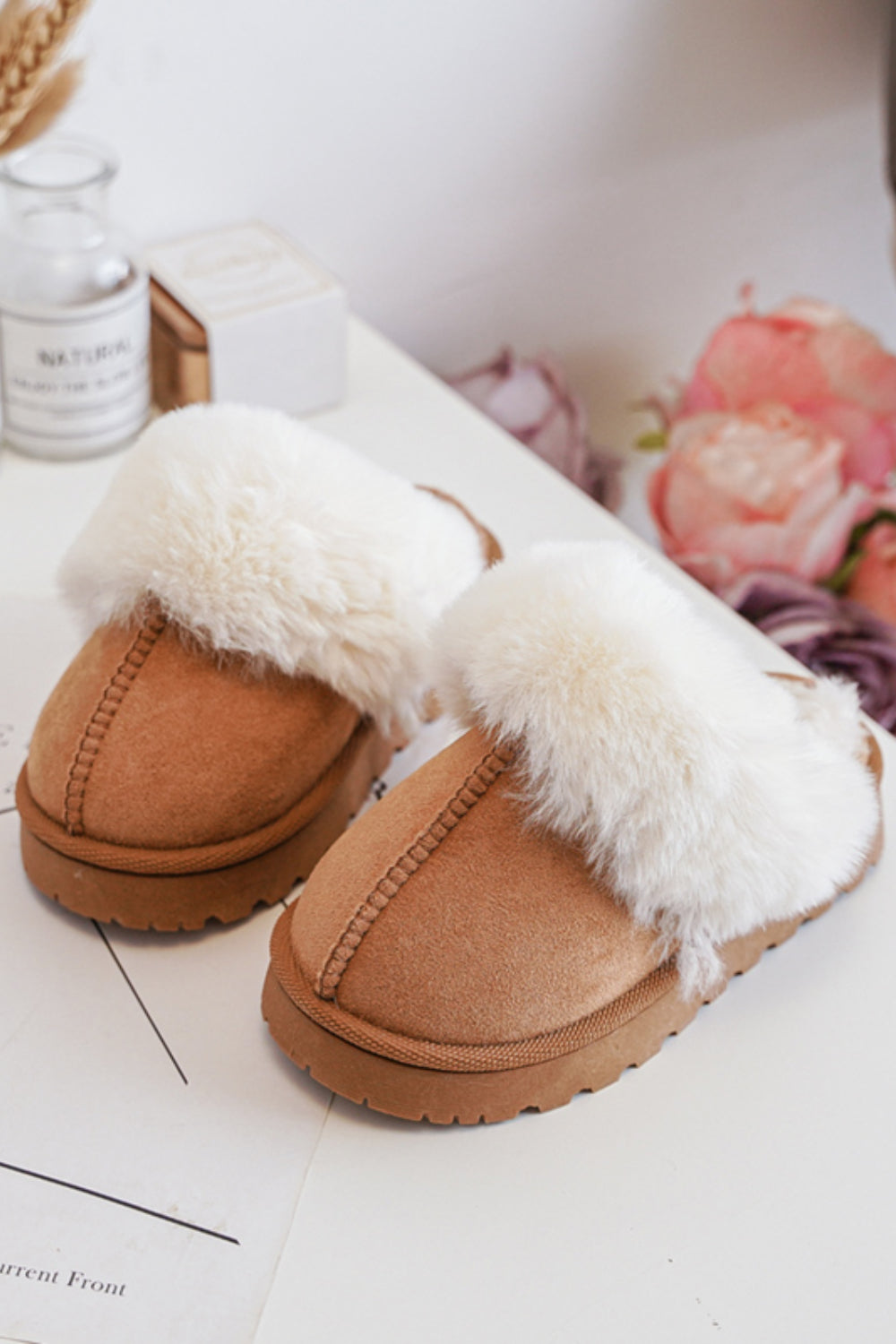 KIDS CAMEL SLIPPERS WITH FAUX FUR COLLAR SIZE 25-30