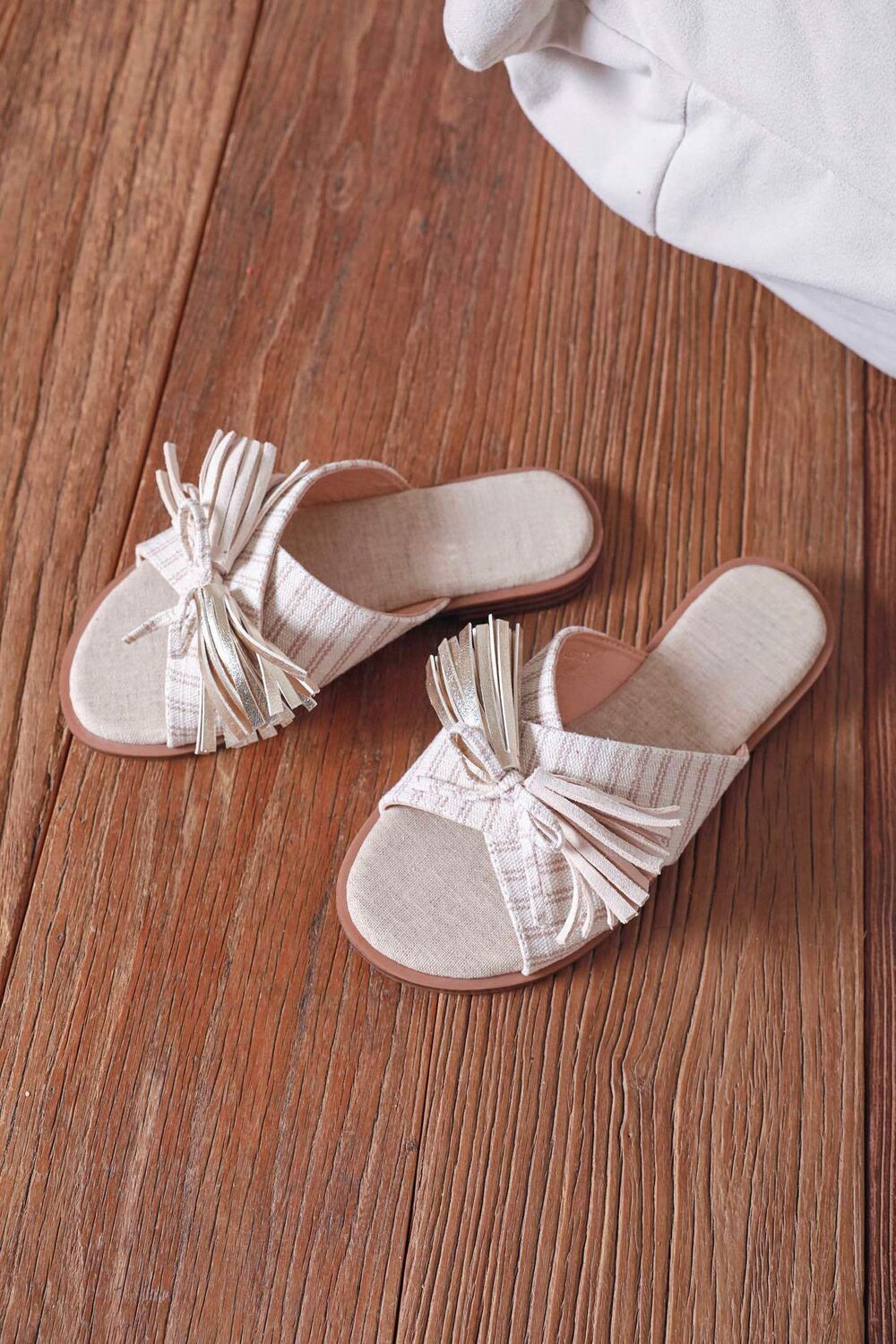 Bohemian Canvas Tassel Summer Mules Sliders in Beige