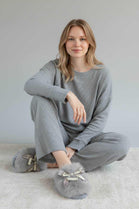 FAUX FUR COSY RIBBON SLIPPERS DESIGNER LADIES GIRLS SHOES MIX COLOUR -36 PAIR BOX (UNIT PRICE £6.50 PER PAIR)