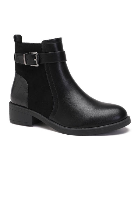 BLACK FLAT BUCKLE DEATIAL ANKLE BOOTS