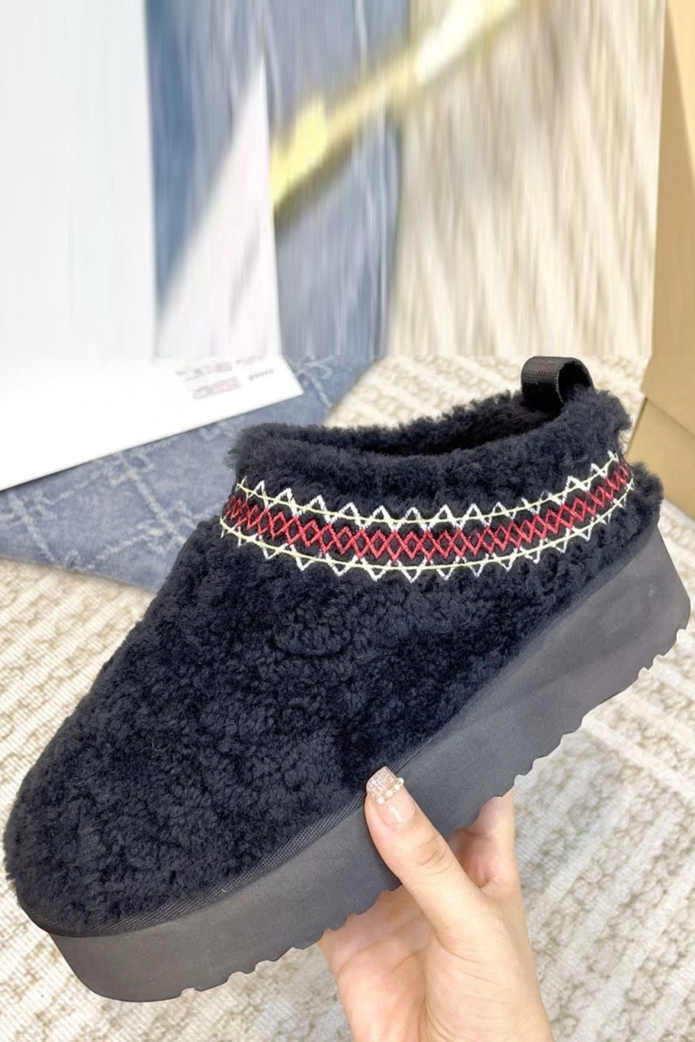 BLACK SHEARLING PLATFORM SLIPPERS AZTEC FAUX FUR LINED ANKLE BOOTS