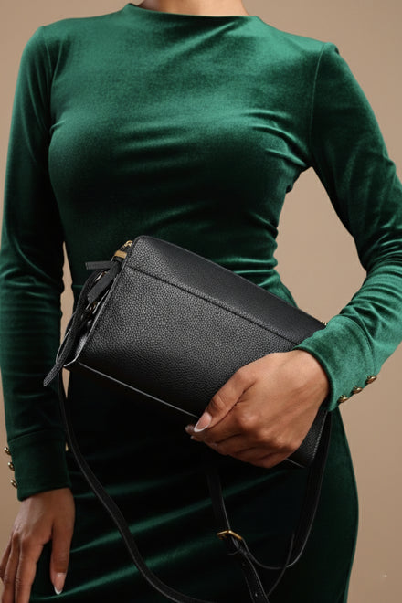 Classic Black Everyday Faux Leather Shoulder Bag