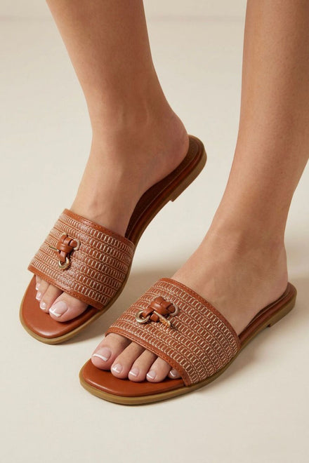 Ladies Woven Flat Slide Sandals In Tan