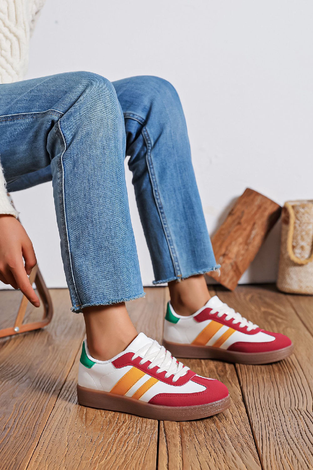 Women's Lace Up Flat Casual Fashion Designer Trainers in White/Red