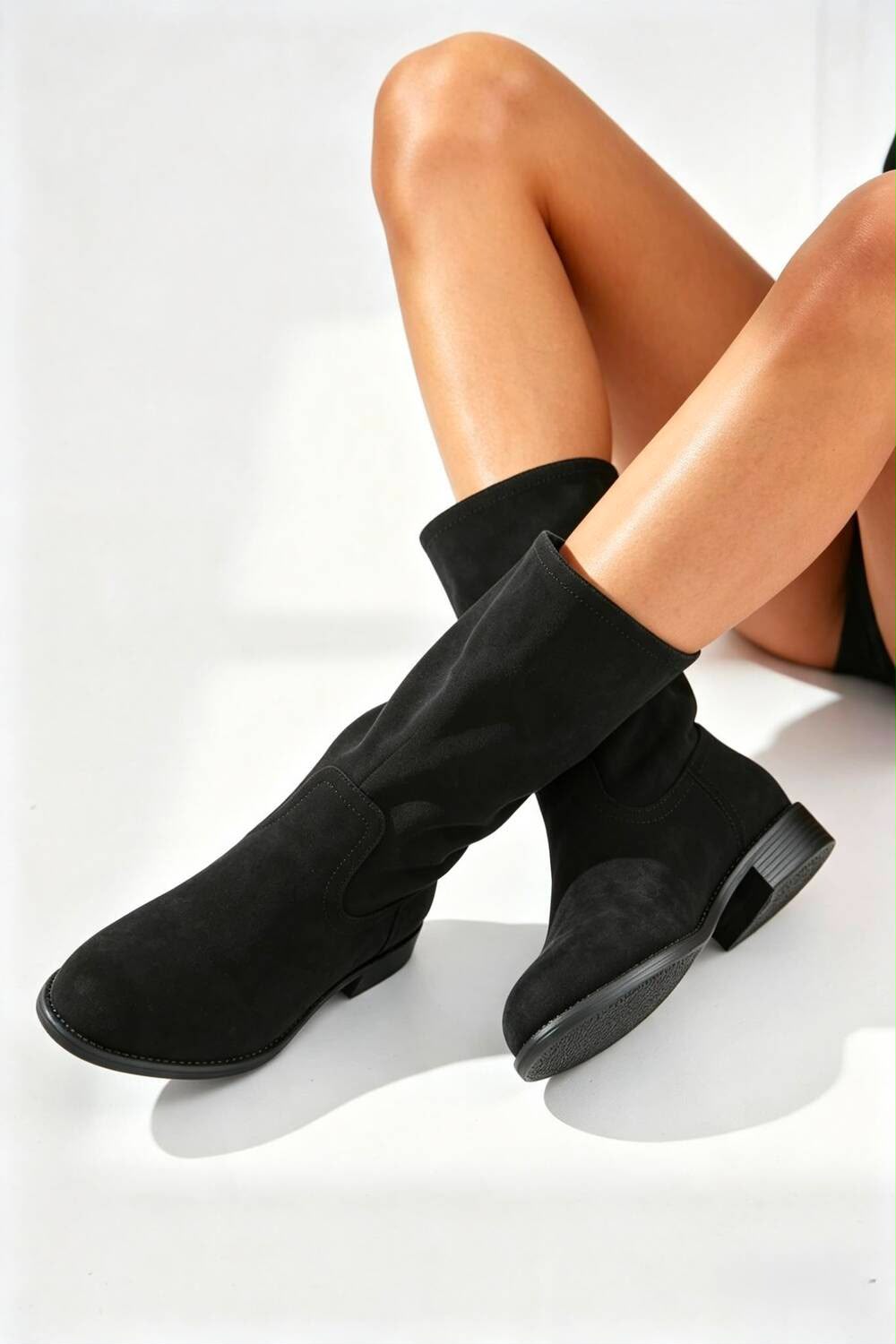 Ladies Classic Black Mid-Calf Suede Boots