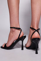 Strappy Mid Heeled Sandals In Black
