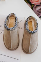 KIDS LIGHT OLIVE GREEN PATTERN DETAIL FAUX FUR SLIPPERS SIZE 31-36
