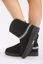 BLACK FOLD OVER EMBROIDED AZTEC DETAIL FULLY FUR LINED BOOT