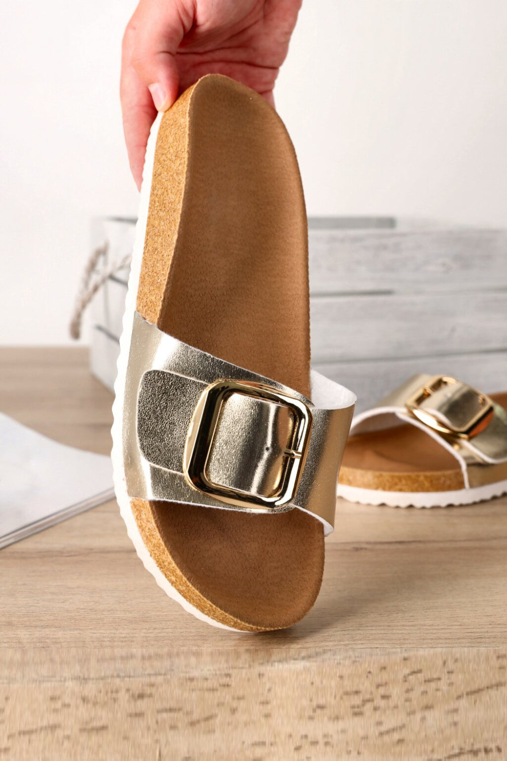 GOLD OVERSIZED BUCKLE SOFT FOOTBED SANDALS