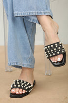 Pearl Detail Raffia Mule Black Sandals