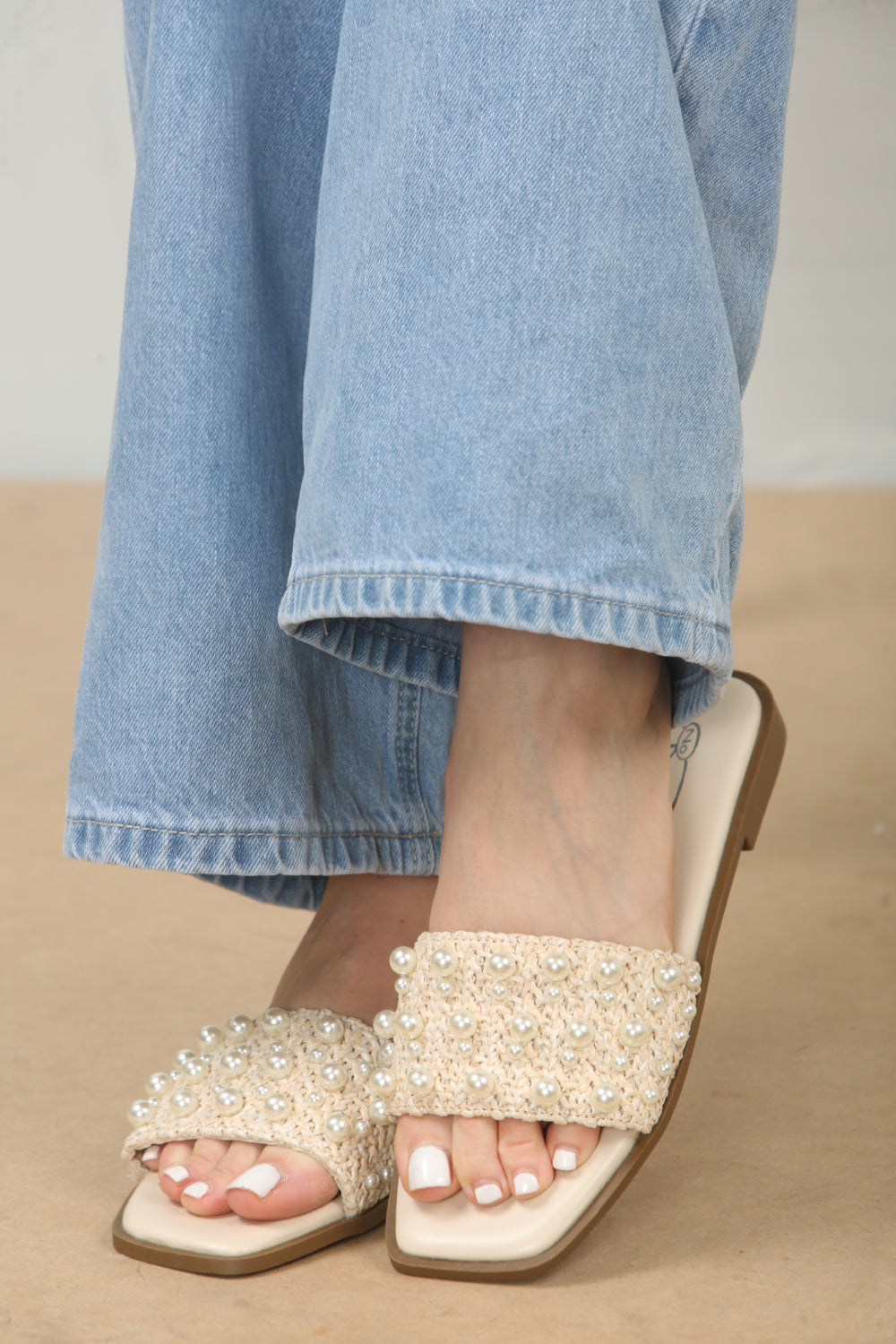 Pearl Detail Raffia Mule Nude Sandals