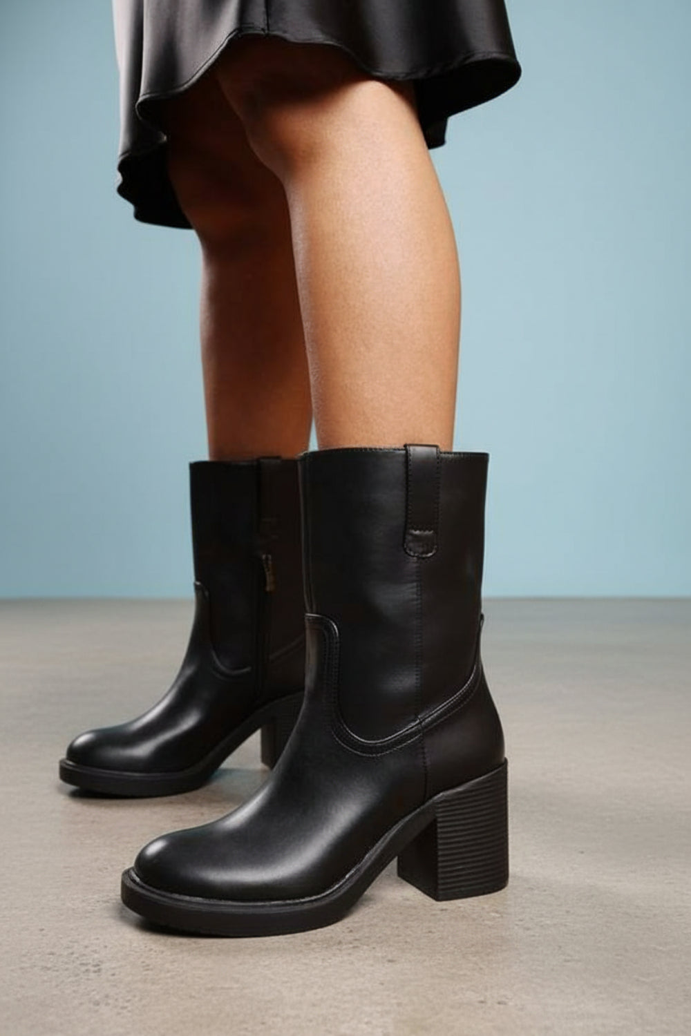 BLACK MID CALF ANKLE BOOT (PACK A)