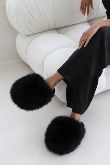 BLACK EXTREME OVERSIZED FAUX FUR FLUFFY SLIPPERS (12 PAIR)