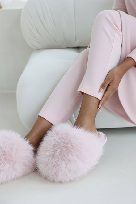 PINK EXTREME OVERSIZED FAUX FUR FLUFFY SLIPPERS (12 PAIRS)