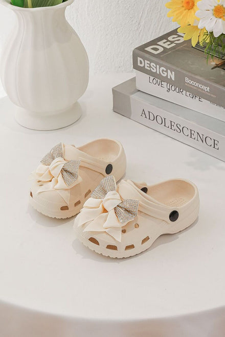 Kids Beige Rhinestone Sparkling Bow Clogs Slip-On Sandals | 24/29 Sizes (Pack of 24)