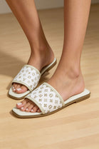 Women's Flat Slide Sandals Comfortable Open Toe Summer Slippers in Beige